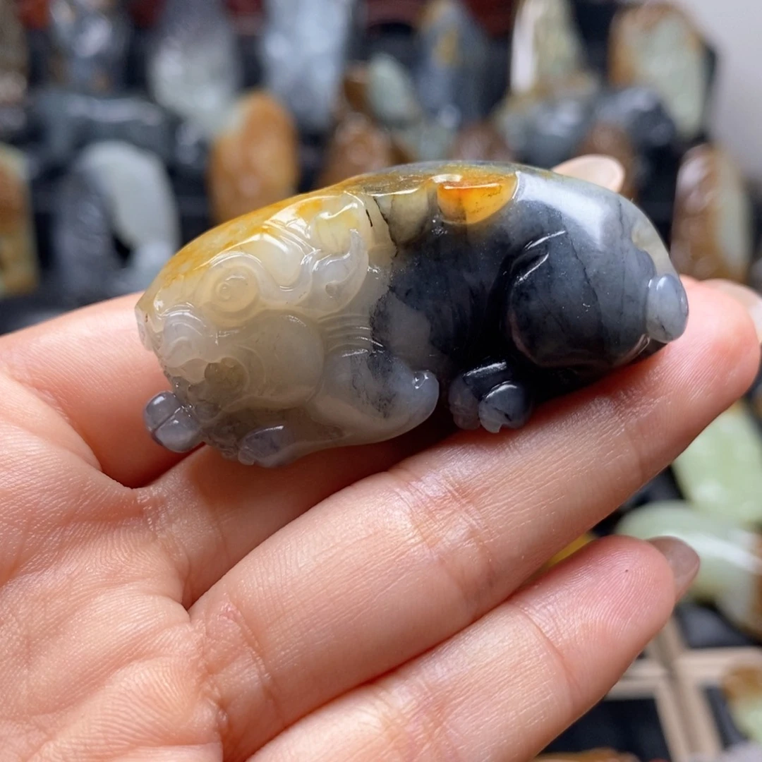 和田玉未镶嵌挂件