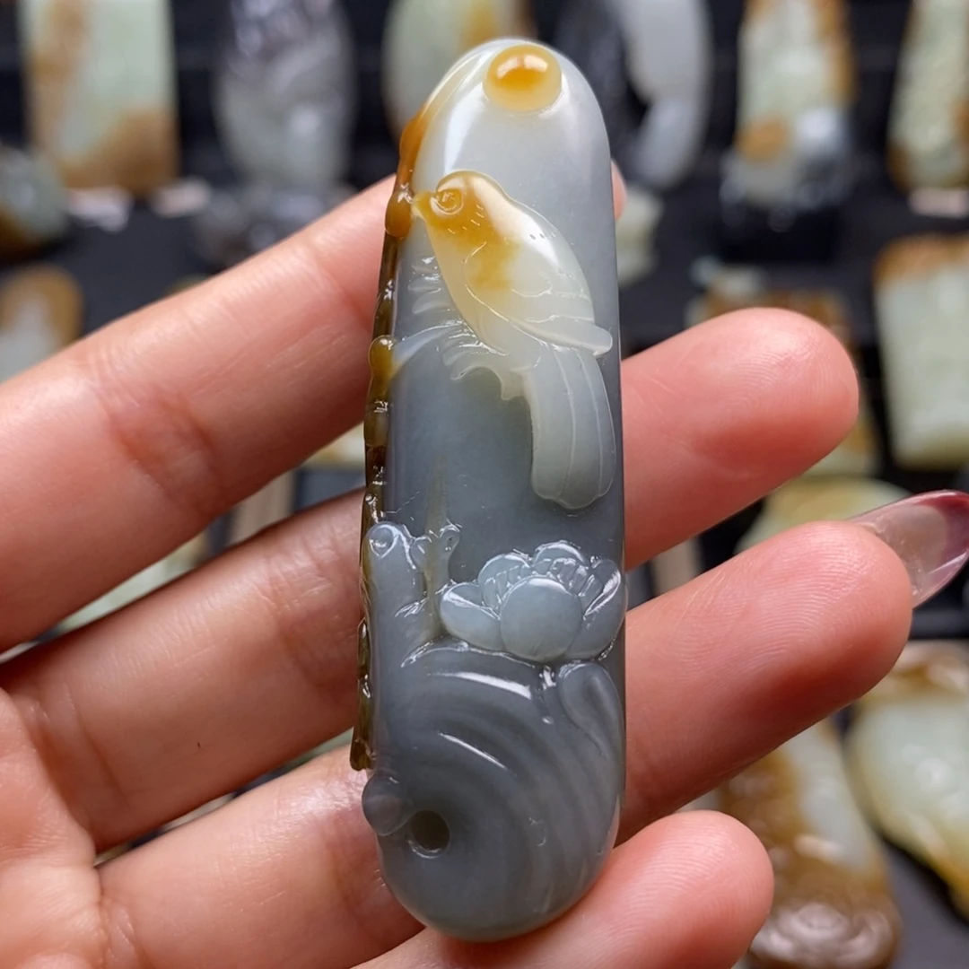 和田玉挂件未镶嵌