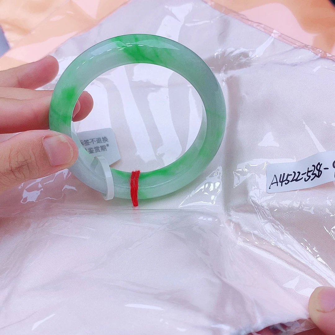 未镶嵌手镯翡翠翡翠