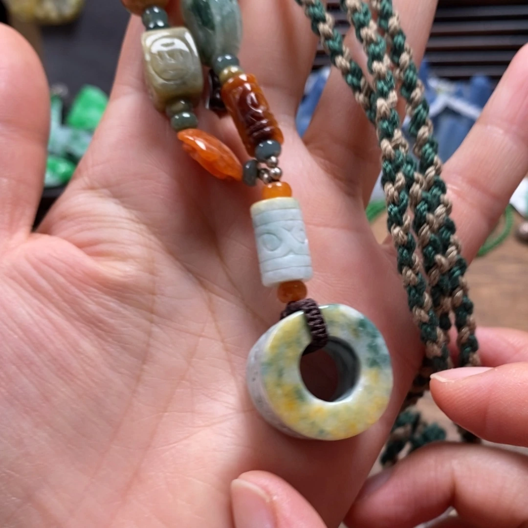 翡翠未镶嵌颈饰复古国风