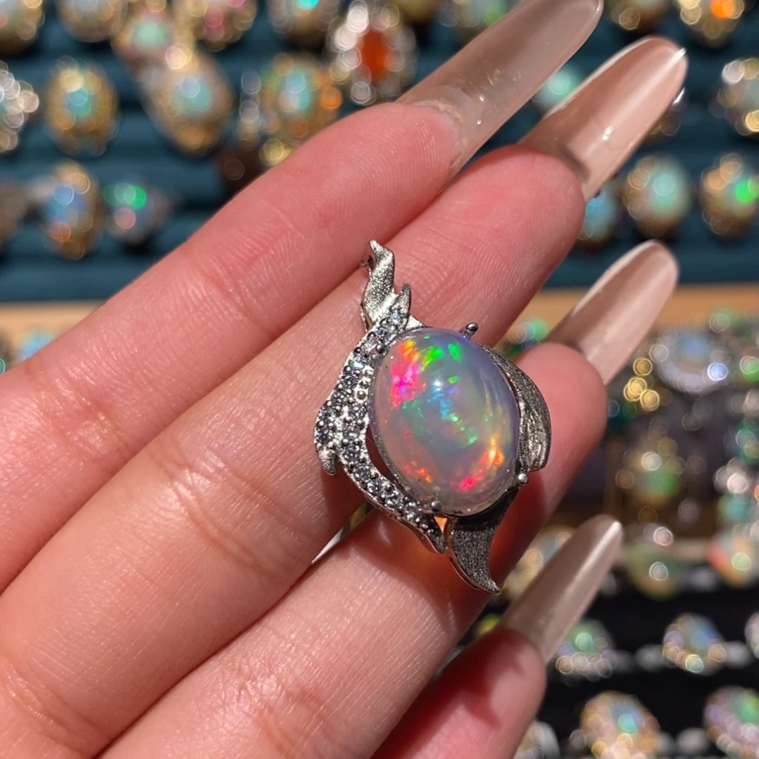 欧泊银S925镶嵌吊坠