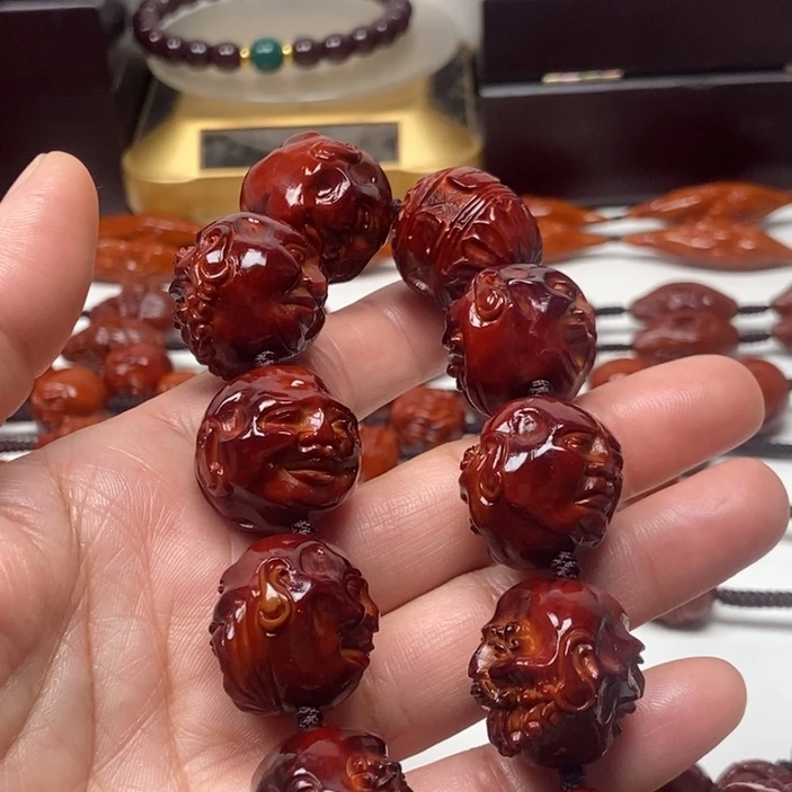 板***凳橄榄核吊坠橄榄核