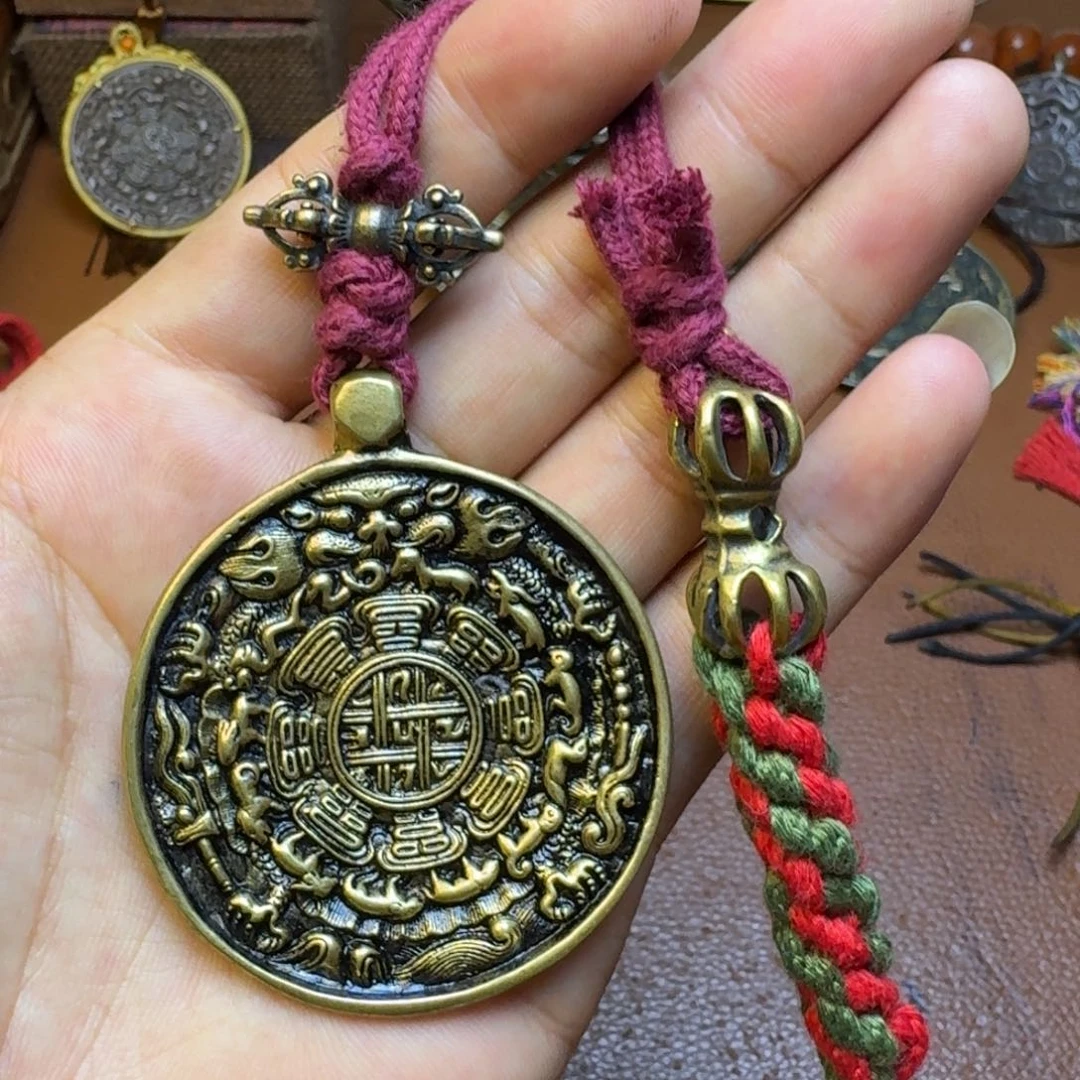 用****7藏式风格九宫八卦牌