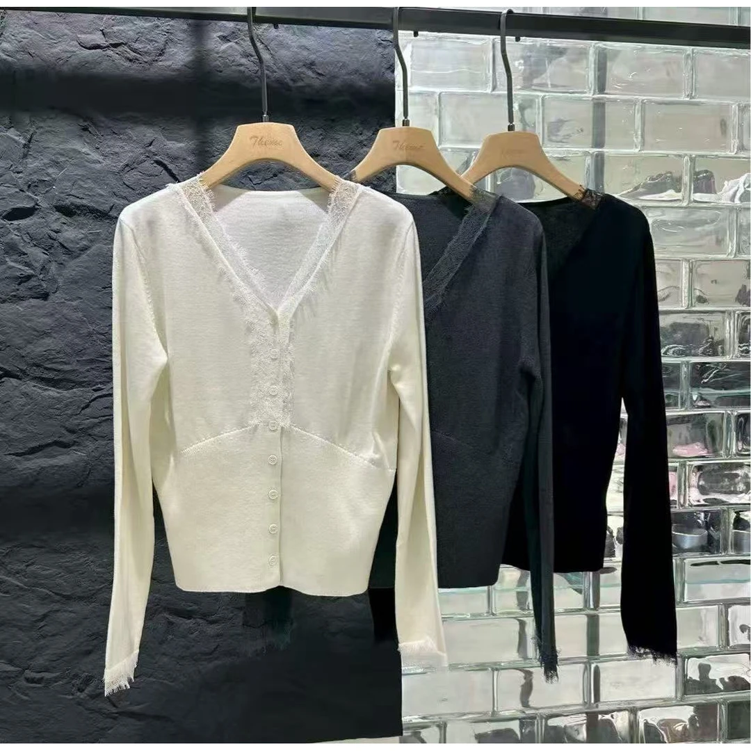 115袖口v领蕾丝设计纽扣毛衣开衫