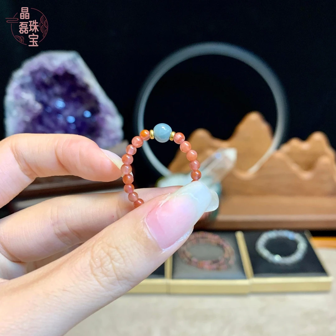 天然南红翡翠戒指女款时尚女士简约古法爱心镶嵌工艺