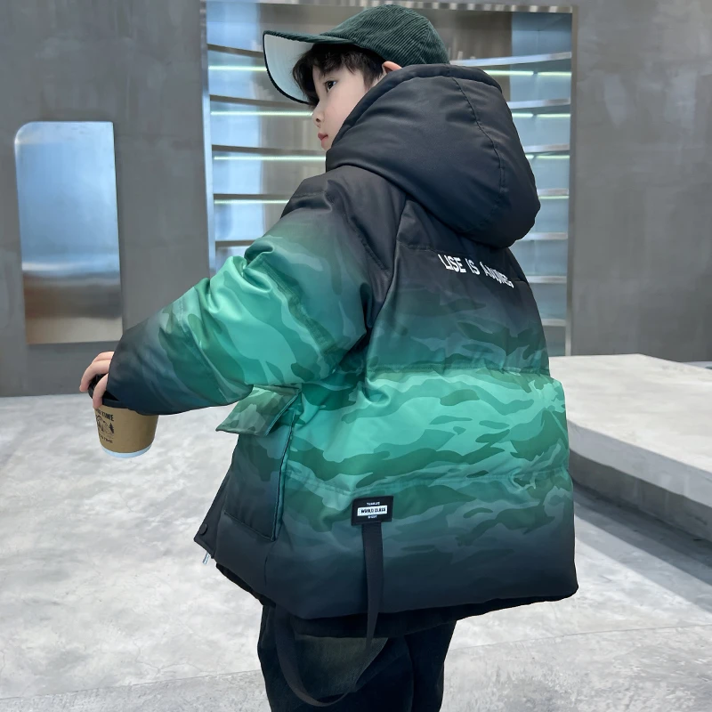 痞帅男童渐变羽绒服冬季2025新款大儿童冬装加厚外套洋气冬款潮酷