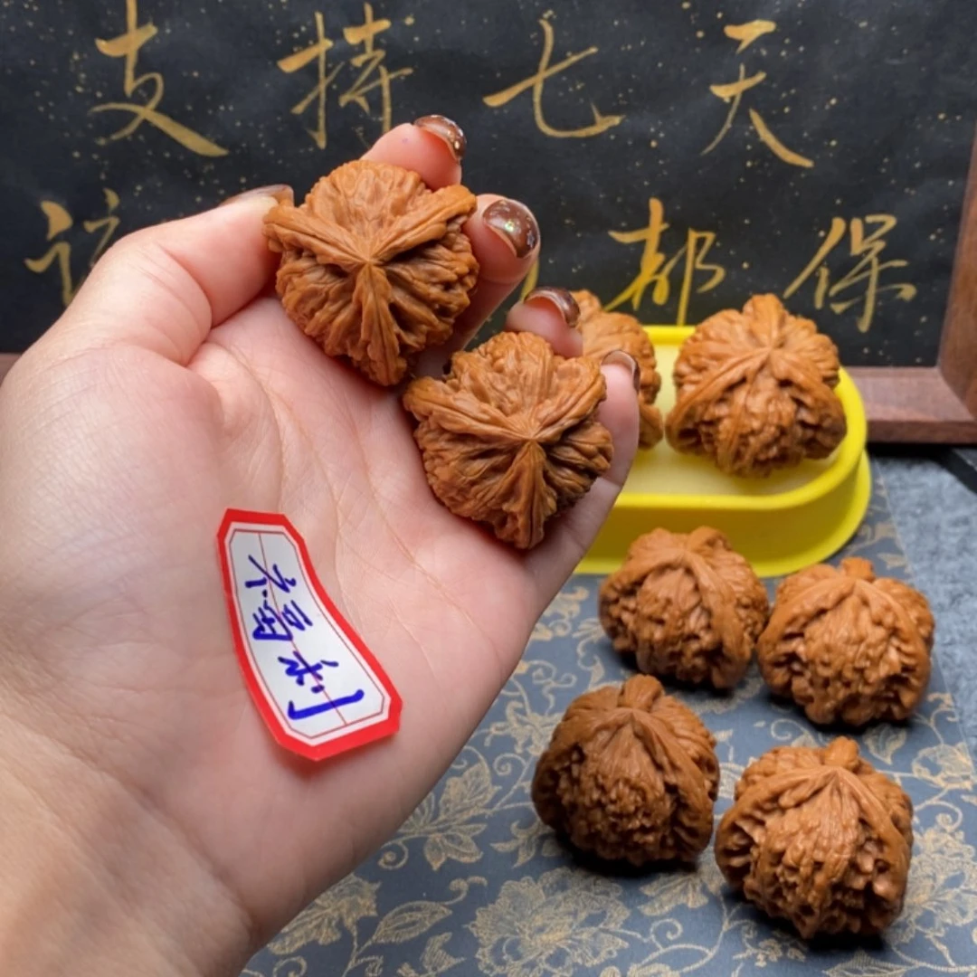 吊坠文玩核桃今*白狮子