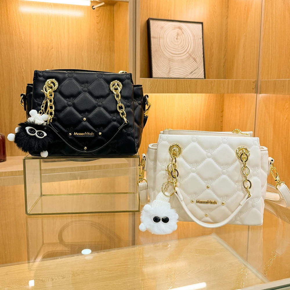 2025新款女士三层款都市简约可拆卸单肩包网红气质洋气（送挂件）