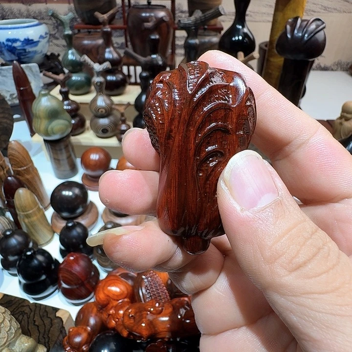 沐***沐大叶紫檀（黑酸枝木类）