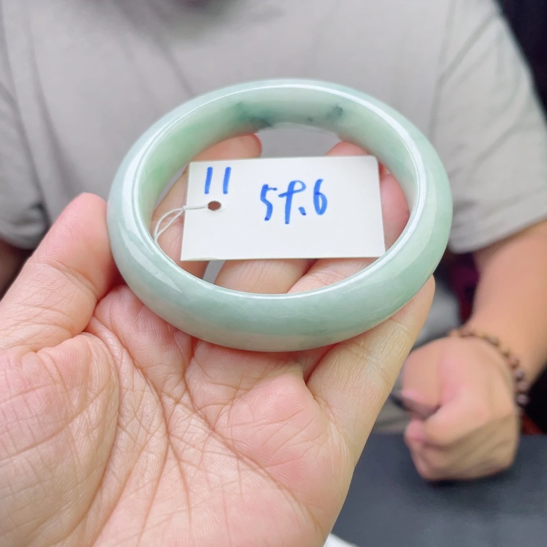 未镶嵌手镯翡翠11