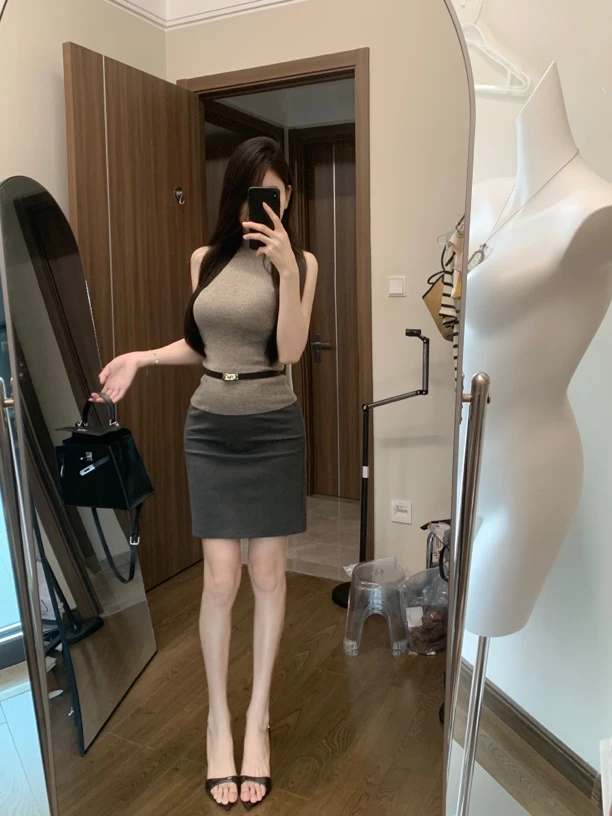 御姐轻熟风无袖上衣搭配包臀短裙夏季气质显瘦套装修身高腰针织