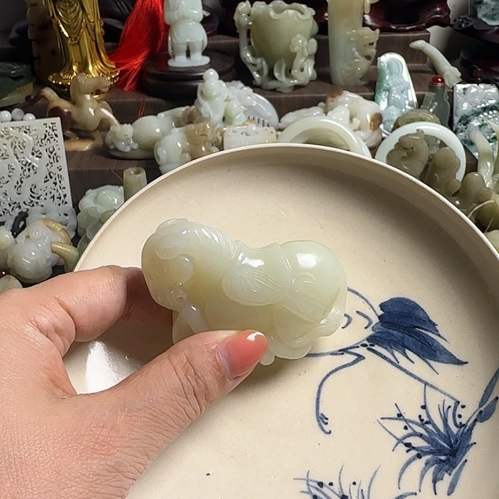 依***三瓷片新号开播挂件一个