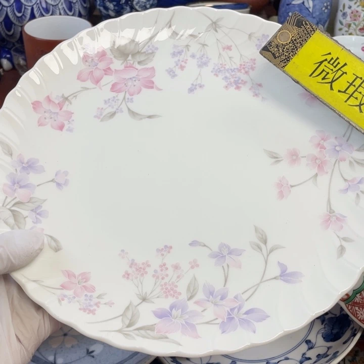 他家瓷器真美…开播了