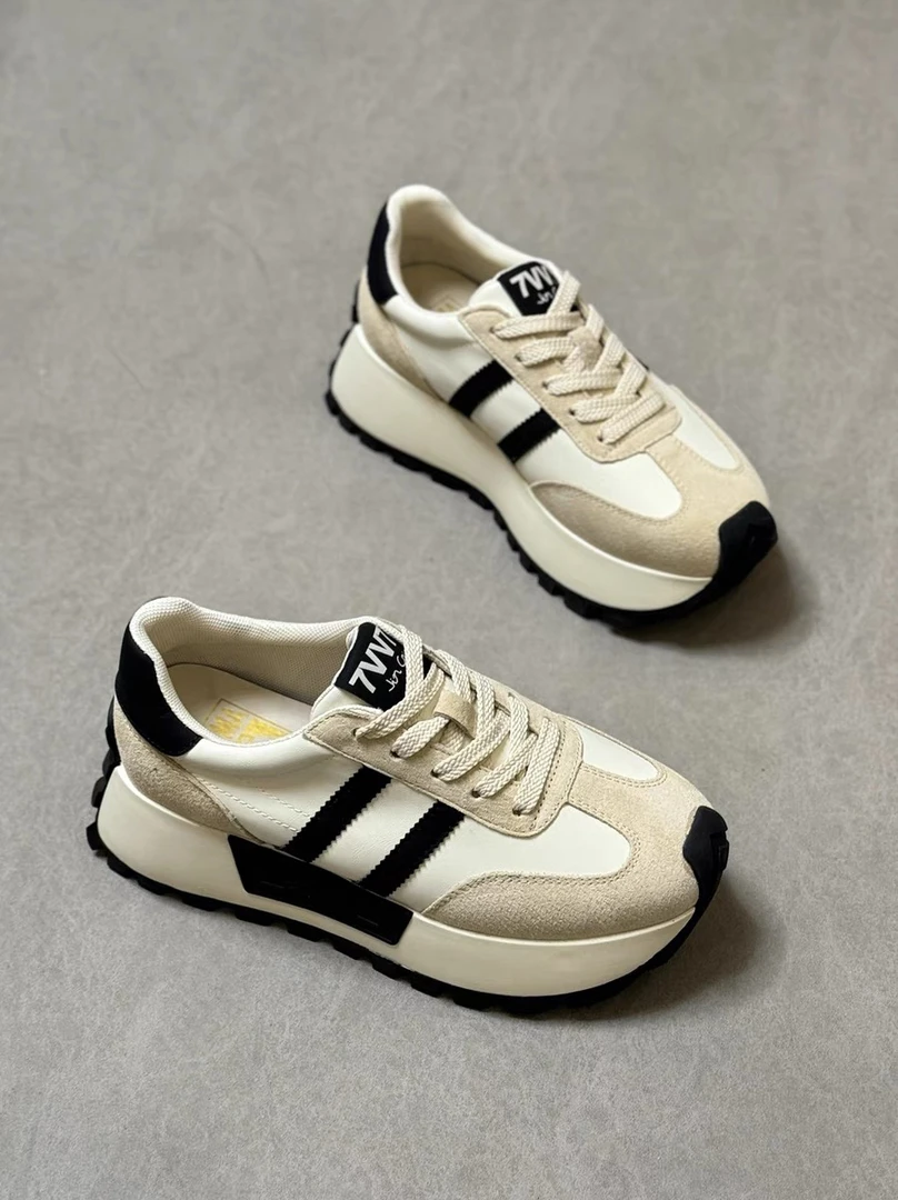 潮流时尚透气潮鞋春夏运动鞋百搭阿甘鞋