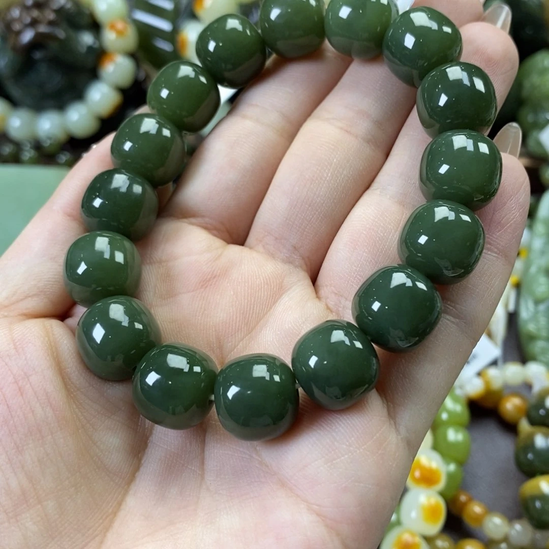 手串未镶嵌透闪石质玉M***喵