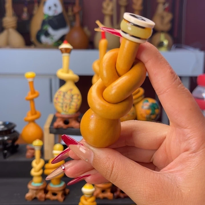 李***洋我80000年111111111