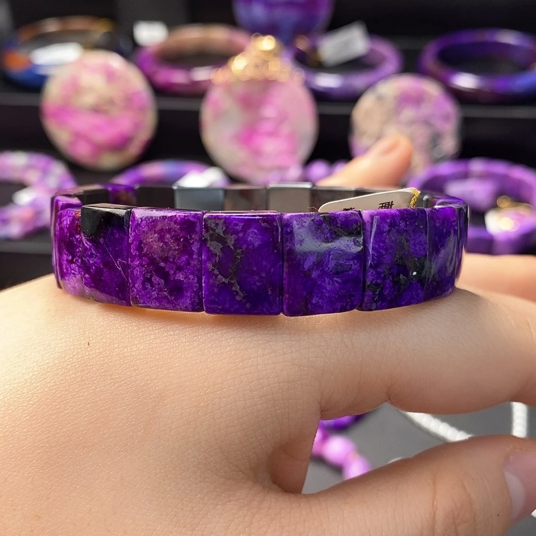 苏纪石（舒俱来）牙牌未镶嵌