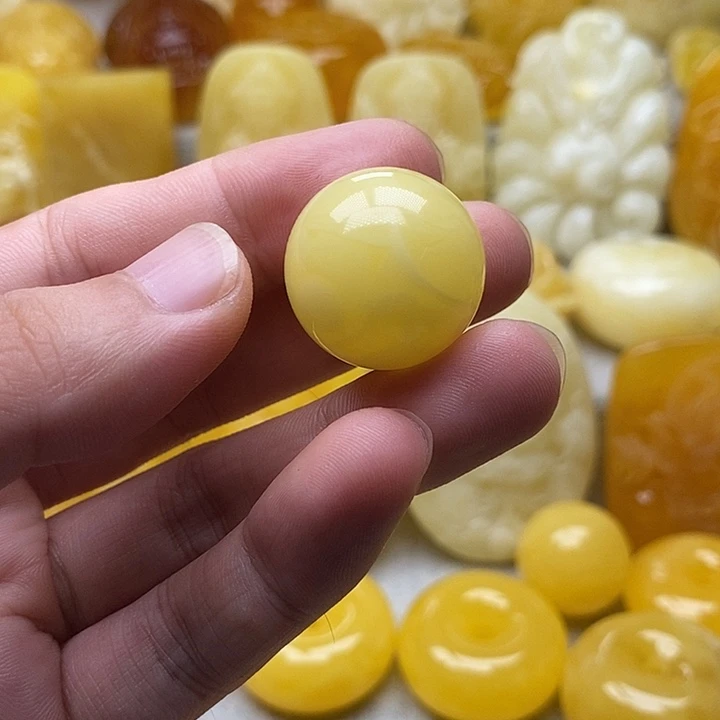 琥珀颈饰未镶嵌琥珀蜜蜡吊坠