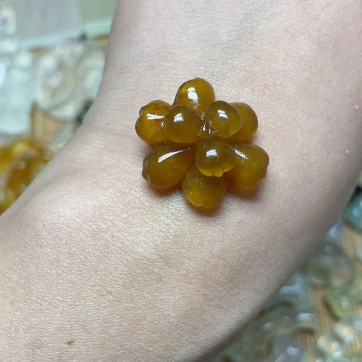 蛇纹石玉颈饰未镶嵌小*