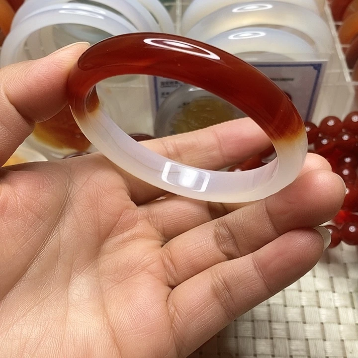 玛瑙/玉髓未镶嵌手镯