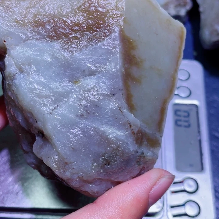 和田玉（糖玉）未镶嵌珠宝半成品