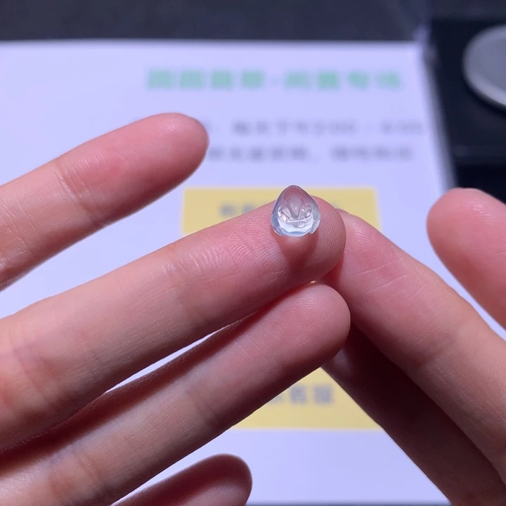翡翠未镶嵌挂件翡翠裸石