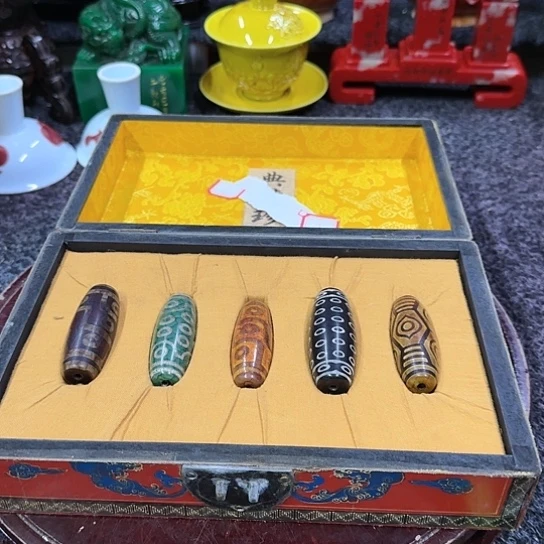 瓶摆件家居设计的设计