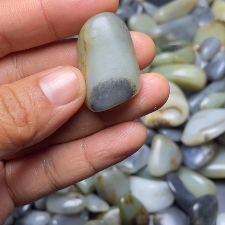 未镶嵌和田玉珠宝半成品