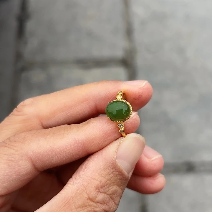 银S925镶嵌戒指和田玉（碧玉）