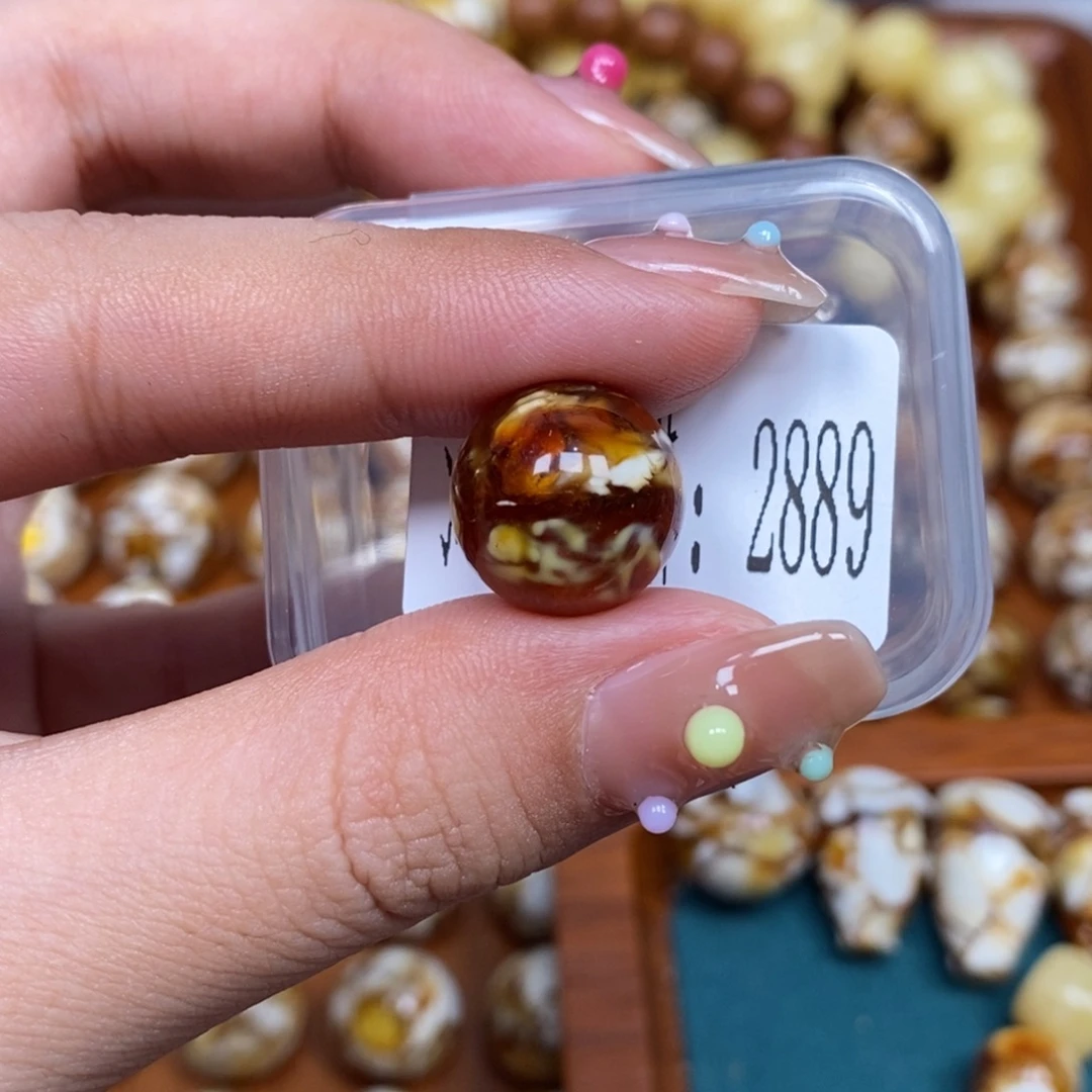 猴头核桃把件沁色圆珠老型2889