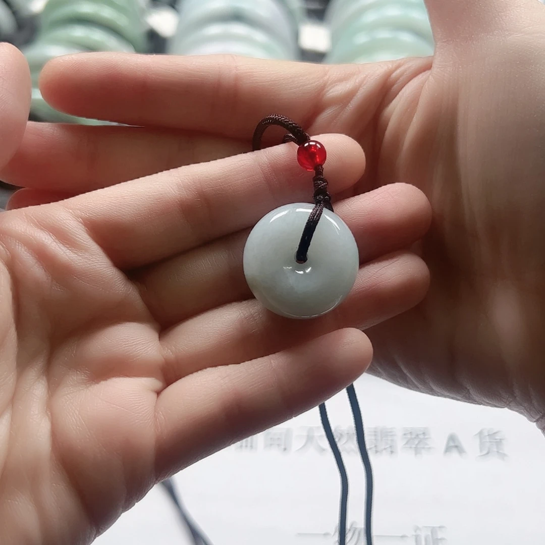 一***宇翡翠未镶嵌颈饰挂件