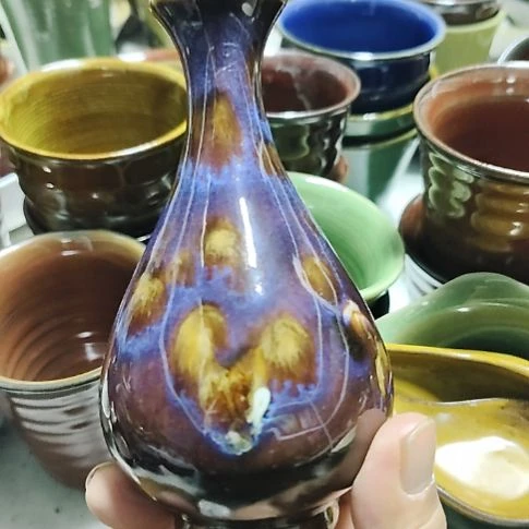 瓷片瓷器，各种摆件，瓷片，均有瑕疵。