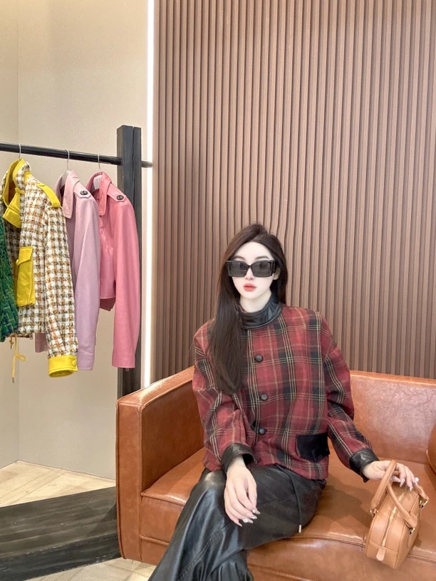 新款时尚潮服高端皮衣外套04