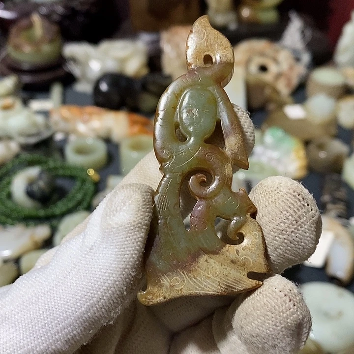 和田玉（糖玉）未镶嵌颈饰