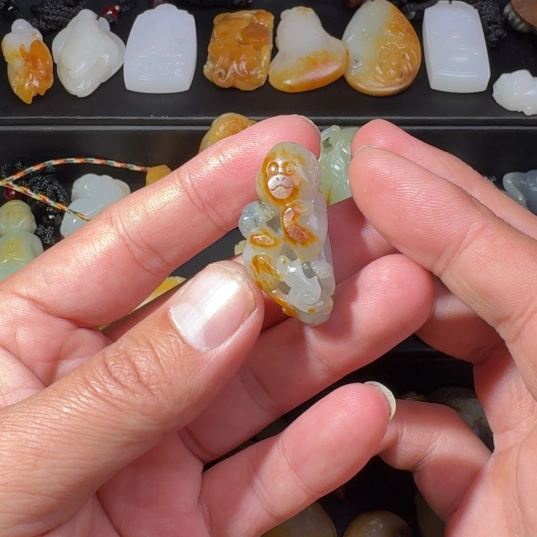 和田玉未镶嵌吊坠(不含链)