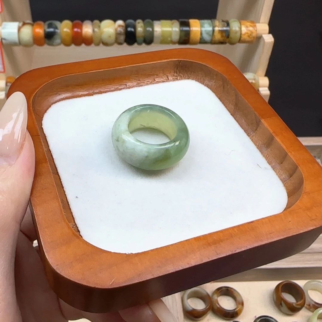 蛇纹石玉岫玉内径17.4合金栗****L