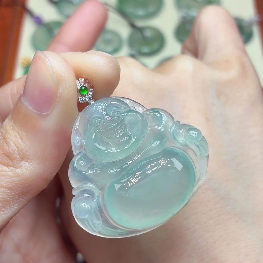 翡翠18K金镶嵌颈饰佛公31.8mm-35.8mm-6.4mm