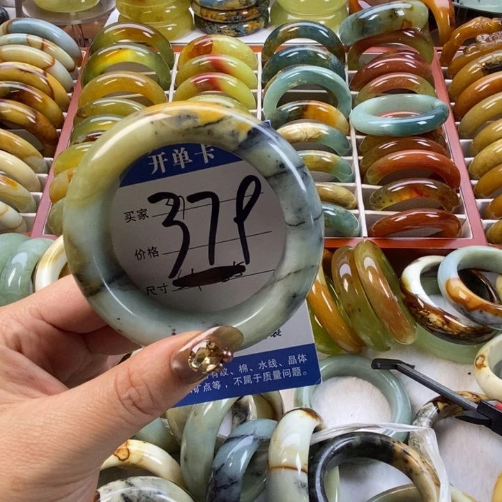 蛇纹石玉未镶嵌手镯56.6