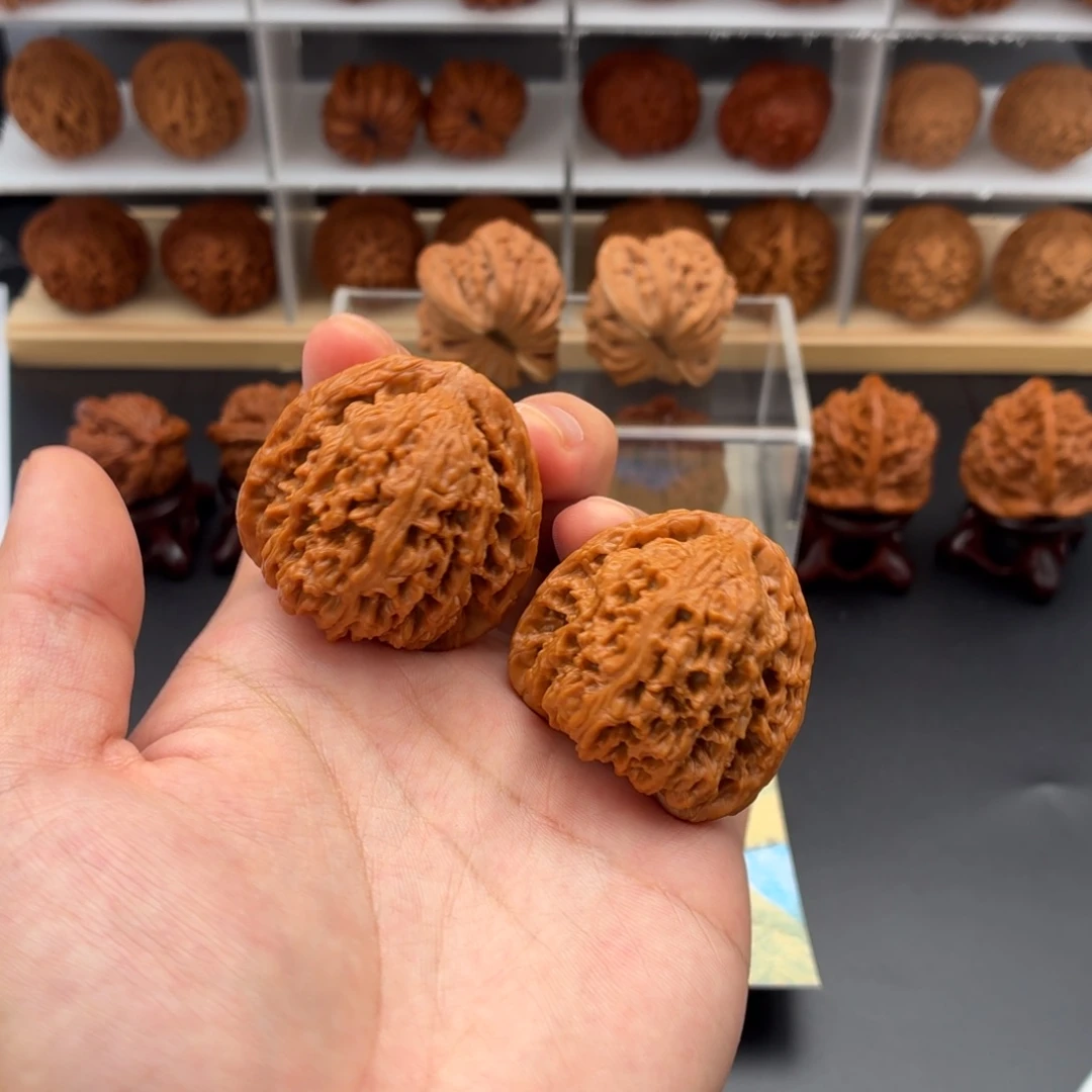 把件文玩核桃南疆石41。42。38