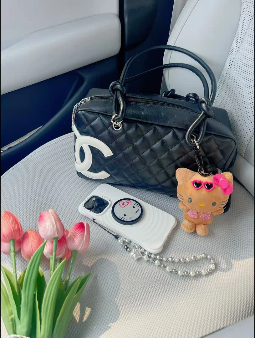 95新 Chanel/香奈儿 康鹏枕头包熊猫拼色银扣牛皮/18618771