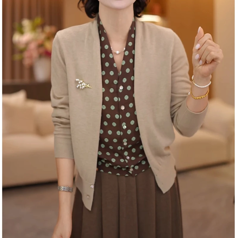 呂术定制女装【贵妃领】2025早秋新款长袖波点针织假两件上衣开衫女