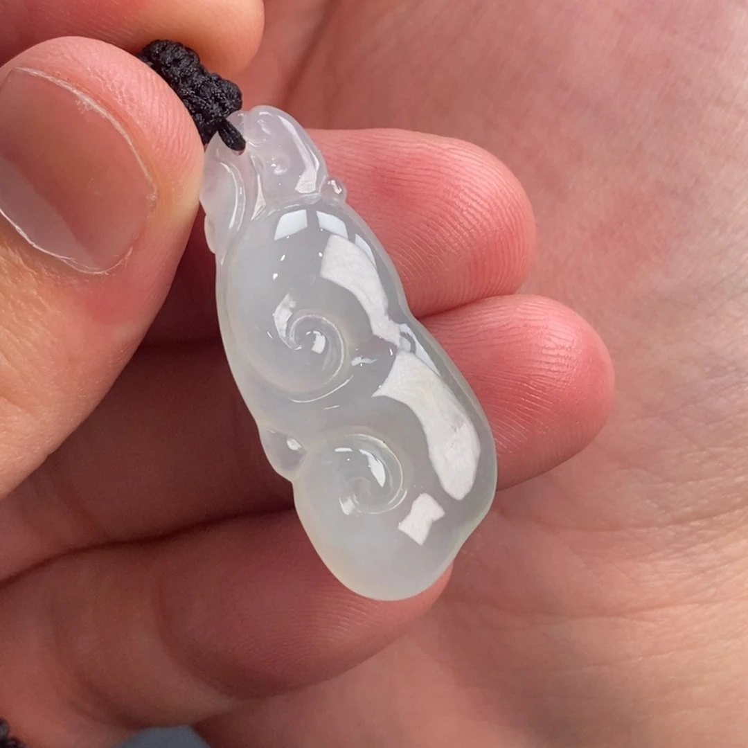 定制翡翠未镶嵌如意