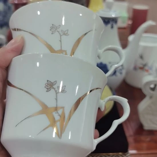 方***圆瓷片景德镇市现代陶瓷工艺品