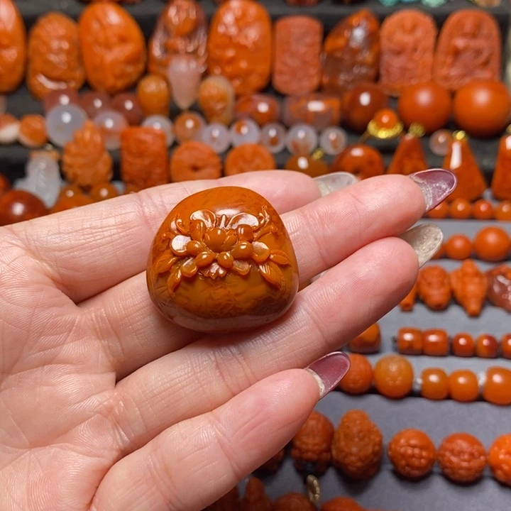 南红玛瑙未镶嵌珠宝半成品