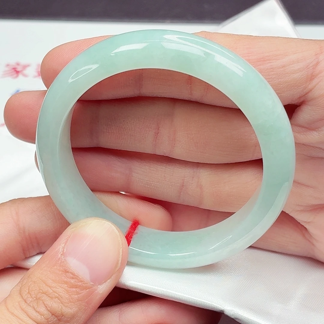 翡翠未镶嵌手镯52.6圈