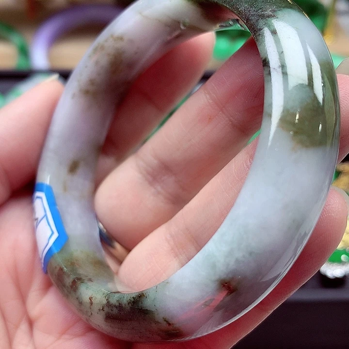 翡翠未镶嵌手镯翡翠