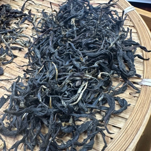 普洱圣润古树晒红