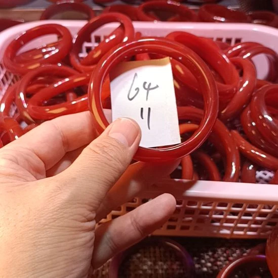 玛瑙/玉髓未镶嵌手镯