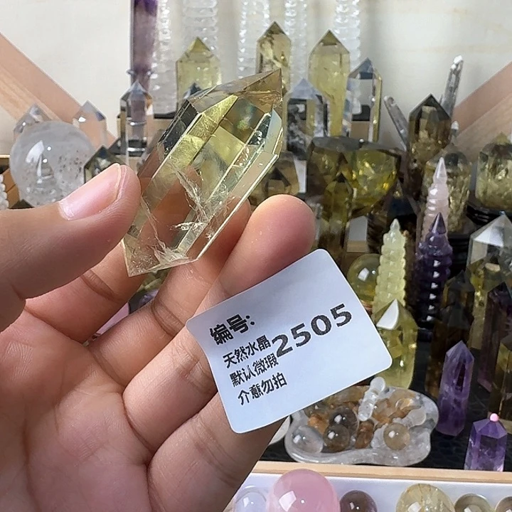 k***y未镶嵌颈饰水晶柱