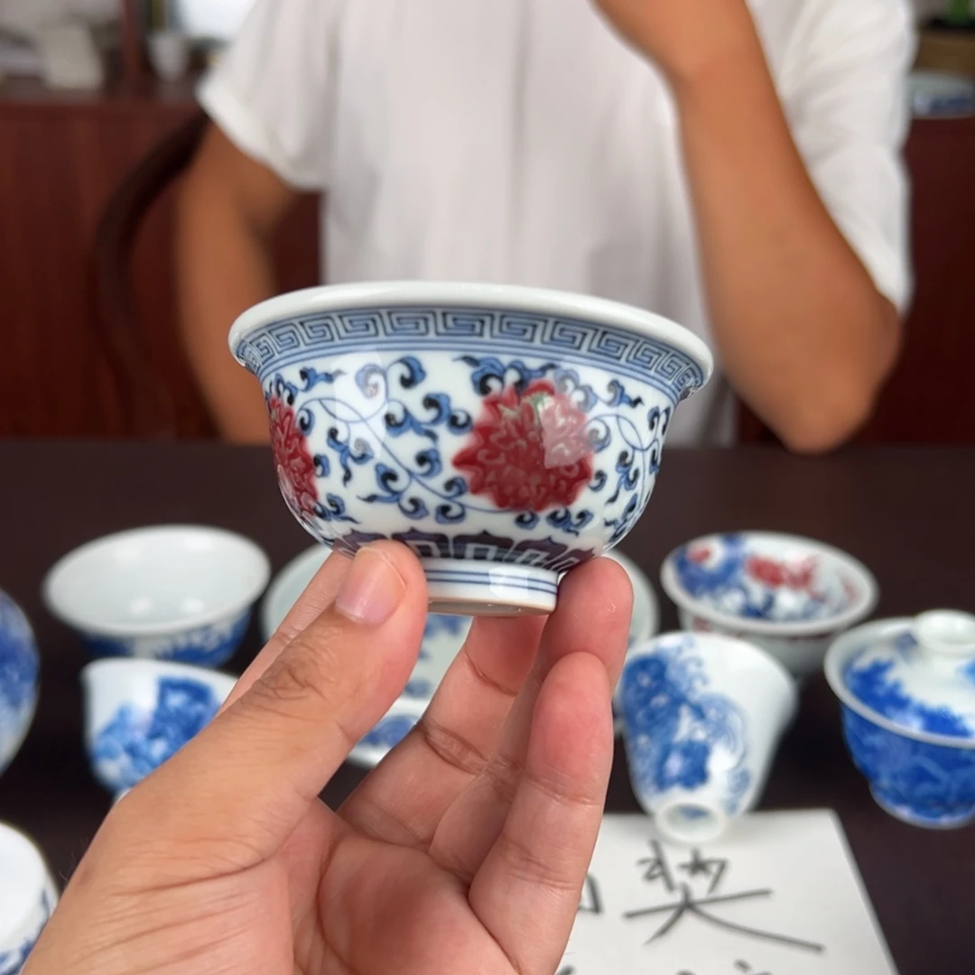 景德镇缠枝莲花压手